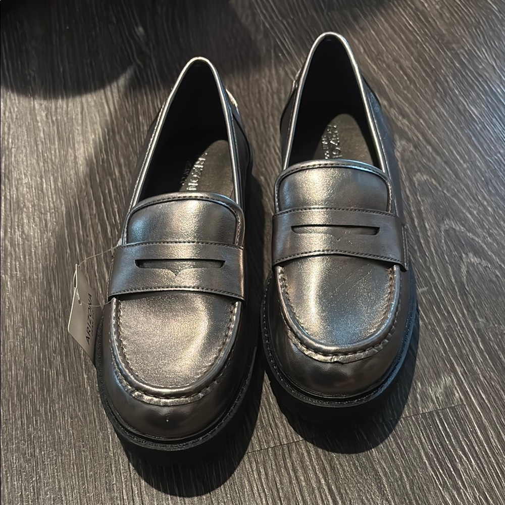 Arizona Jean Company Metallic Pewter Loafers